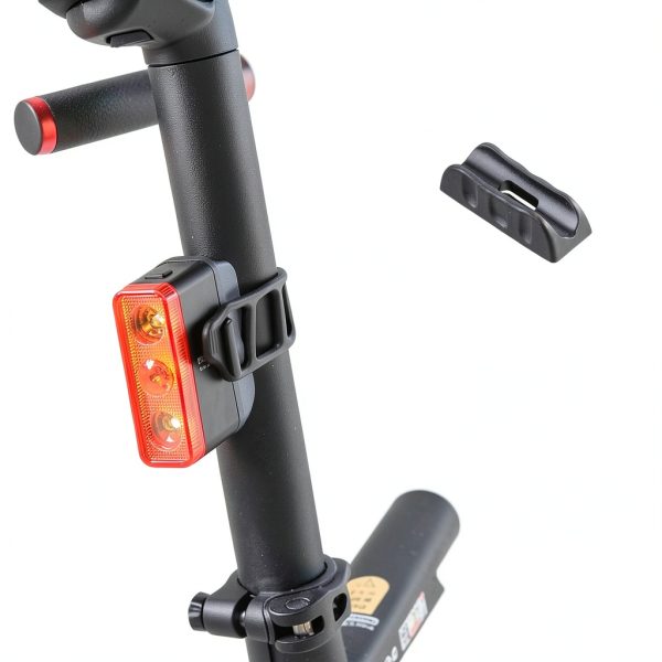 Ravemen Bike Taillight Black USB C Rechargeable-3